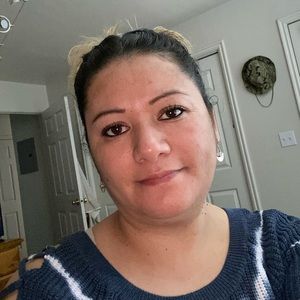 Meet your Posher, Yessica